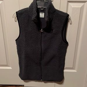 NWOT Victoria’s Secret gray sleeveless shirt vest